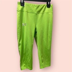Under Armour Fitted capris lime green youth medium